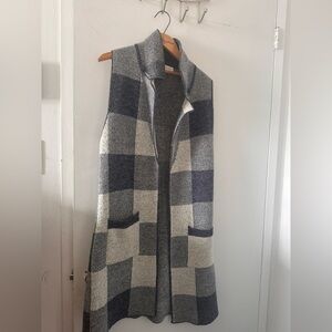 Women’s Long Check Vest Coat - blue & White